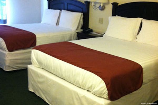 CRIMSON INN (Bridgewater)